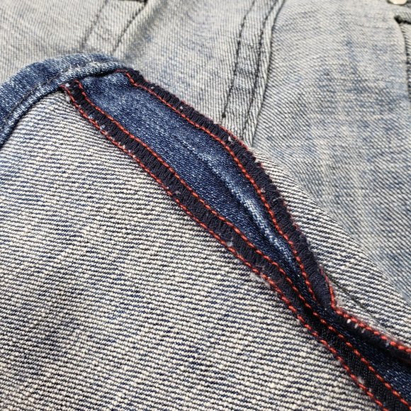 Vigoss New York Boot Cut Jeans with Medium Wash and 5 Pocket Design  Sz 5/6 (28) - Picture 8 of 12